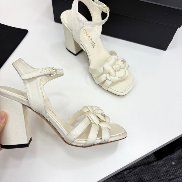 CC 25 Camellia Open Heel Sandals 90mm Ivory Sheepskin And Fabric 368816