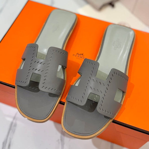 HM Oran Sandal Dark Gray Perforate Cowhide 294877