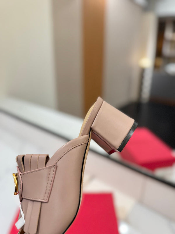 VT 2025 Signature Heeled Mule Pure Beige Calf Leather 295077