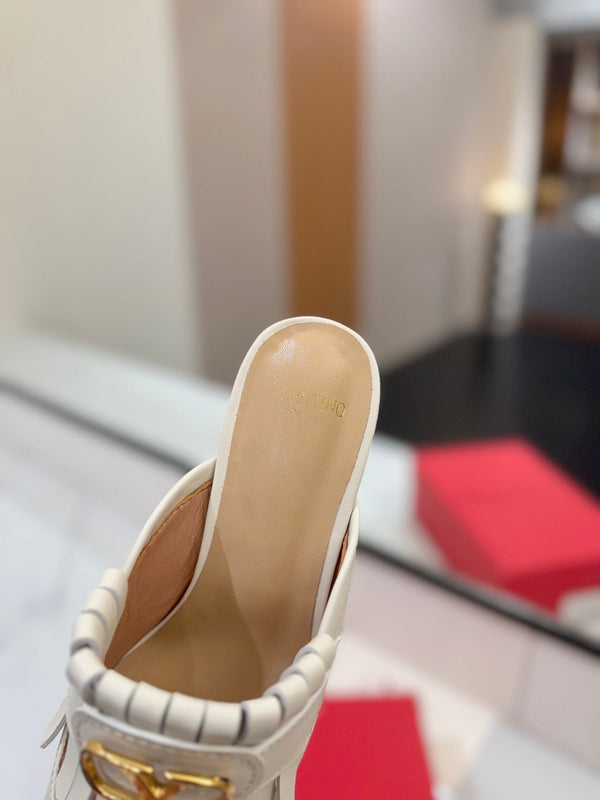 VT 2025 Signature Heeled Mule Ivory Calf Leather 295078