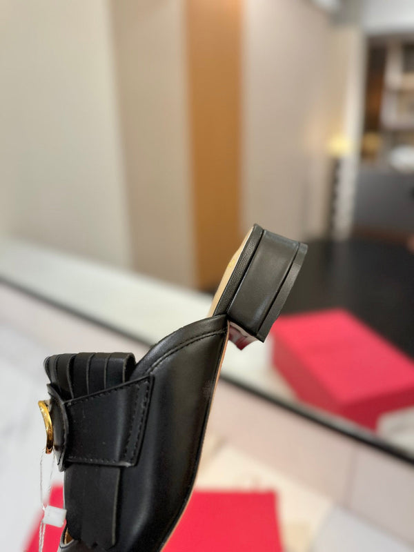 VT 2025 Signature Mule Black Calf Leather 295083