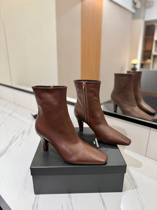YSL 25 High-heeled Boot Brown Cowhide 520776