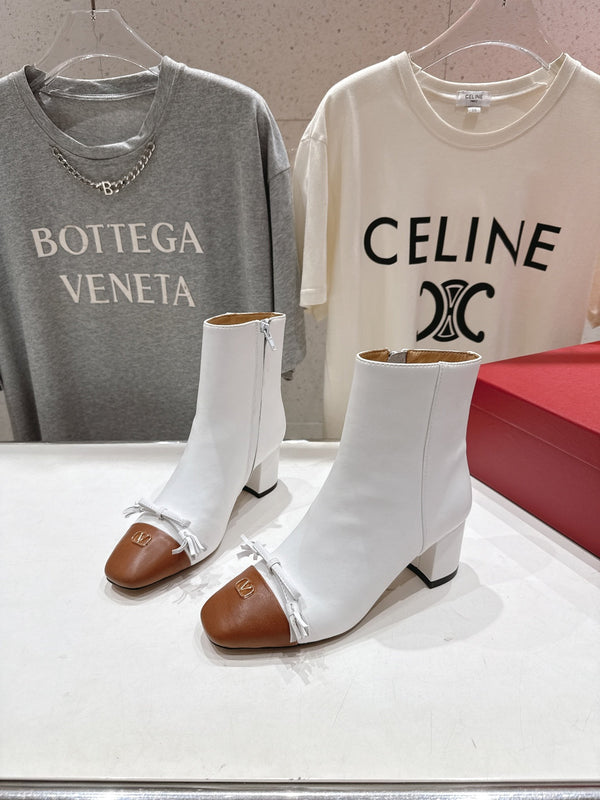 VT Short Boot White Camel Calfskin 174415