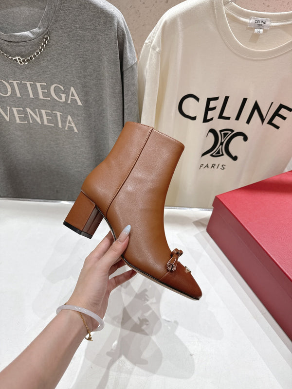 VT Short Boot Medium Cognac Brown Calfskin 174417