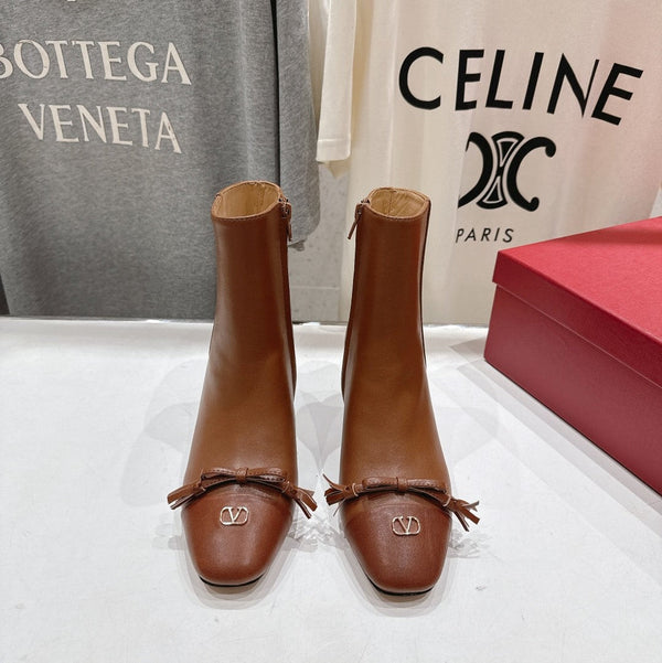 VT Short Boot Medium Cognac Brown Calfskin 174417