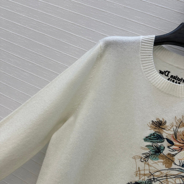 CD 25 Embroidered Sweater White Cashmere
