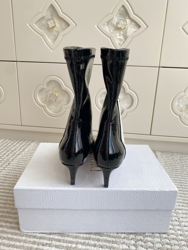 Dior 2025 Tribales Heeled Ankle Boot 50mm Black mix White Patent Leather 501190