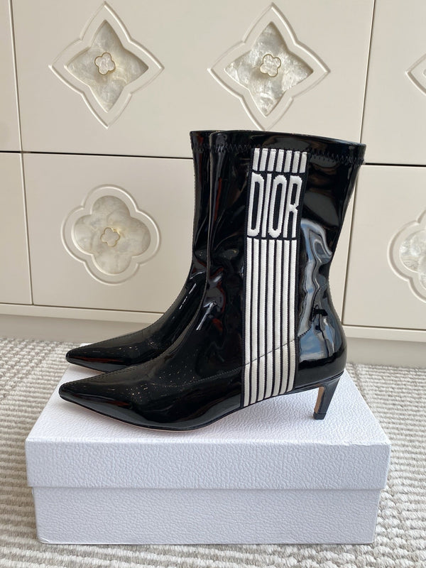 Dior 2025 Tribales Heeled Ankle Boot 50mm Black mix White Patent Leather 501190