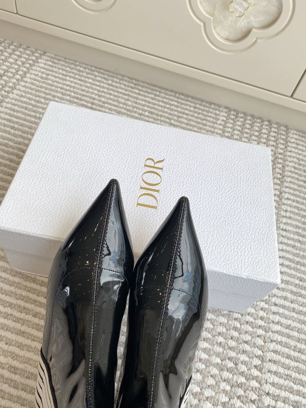 Dior 2025 Tribales Heeled Ankle Boot 50mm Black mix White Patent Leather 501190