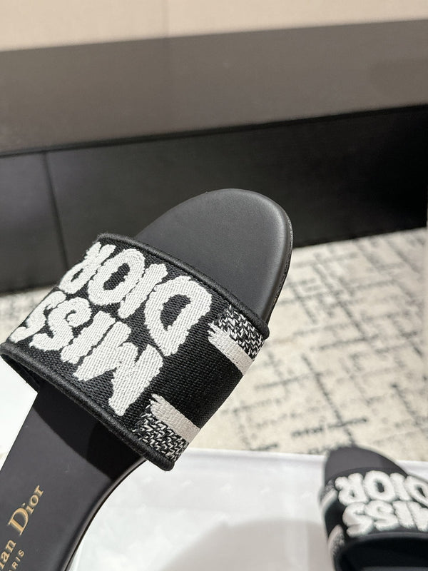 CD Dway Slide Black Mix White Embroidered Cotton