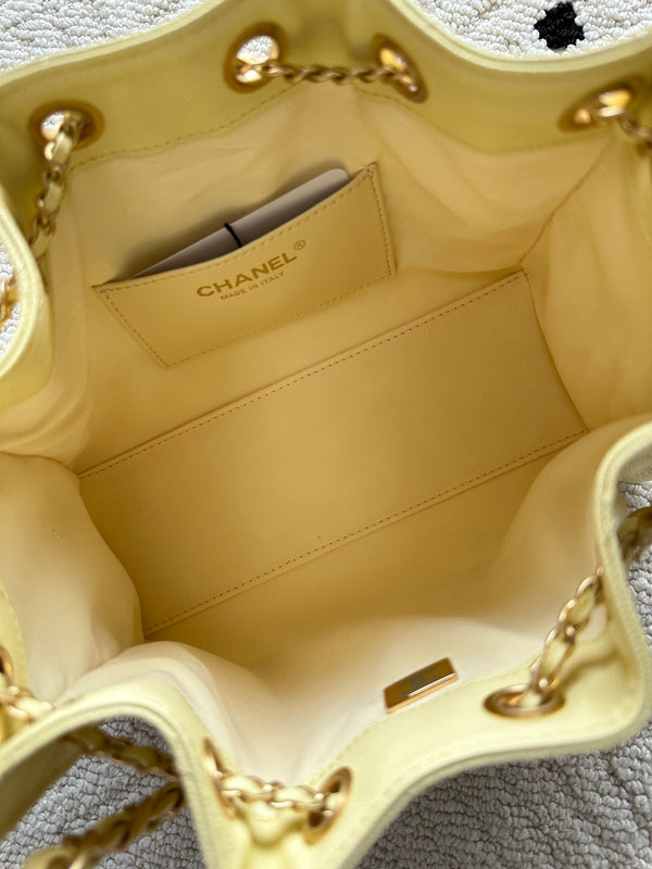 Chanel 25 Hobo Bag 22cm Light Yellow Calfskin 286180