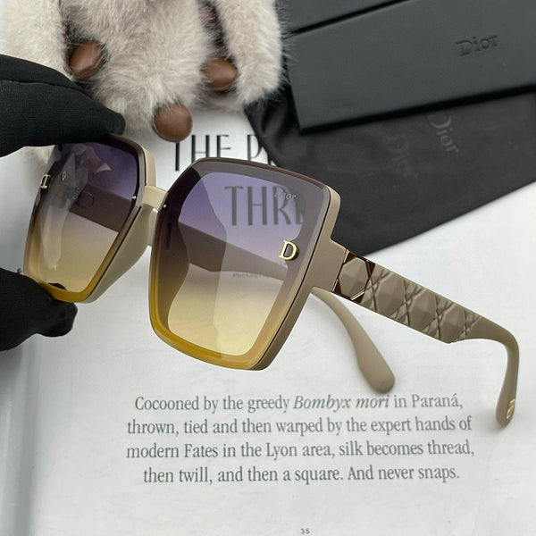 MONTAIGNE SQUARE SUNGLASS CD1590 IN ACETATE