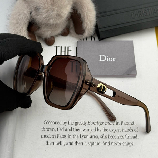 OCCHIALI DA SOLE MONTAIGNE CD2512 IN ACETATO