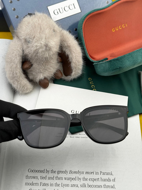 BUTTERFLY FRAME SUNGLASSES G550 IN ACETATE