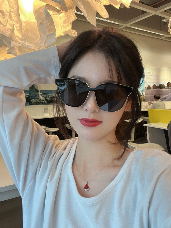 BUTTERFLY FRAME SUNGLASSES G580 IN ACETATE