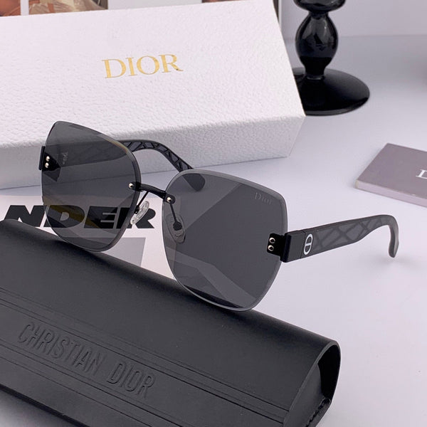 OCCHIALI DA SOLE MONTAIGNE CD4579 IN ACETATO