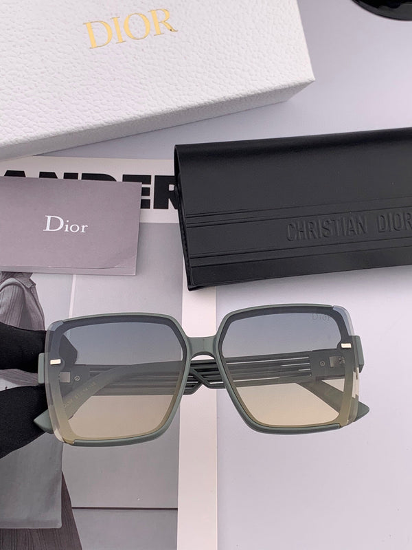 OCCHIALI DA SOLE MONTAIGNE CD7780 IN ACETATO