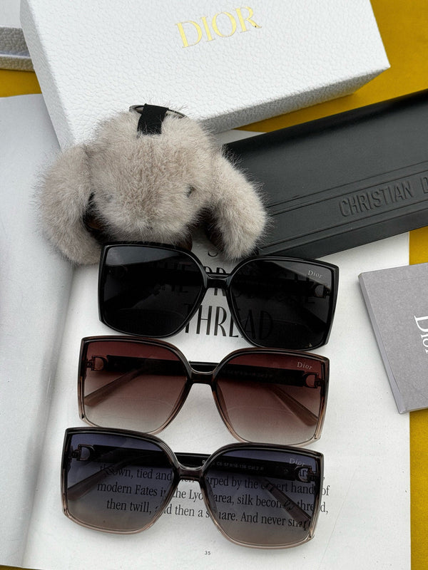 MONTAIGNE SUNGLASS CD0751 IN ACETATE