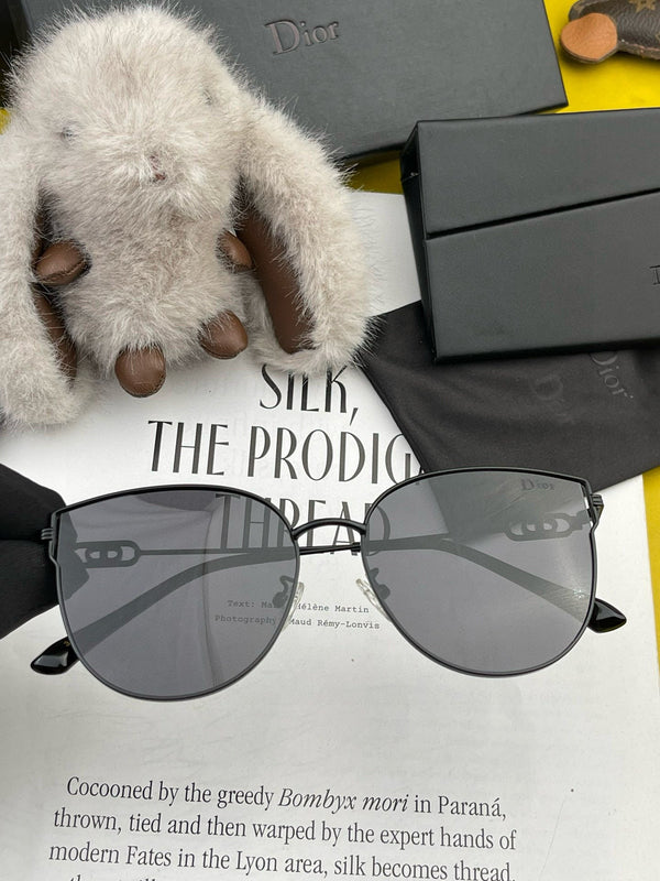 MONTAIGNE SUNGLASS CD4311 IN METAL