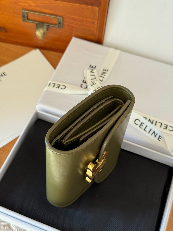 TRIOMPHE 10 CALFSKIN WALLET OLIVE GREEN