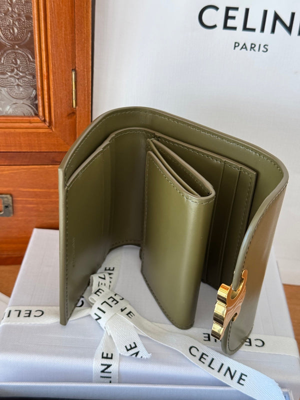 TRIOMPHE 10 CALFSKIN WALLET OLIVE GREEN