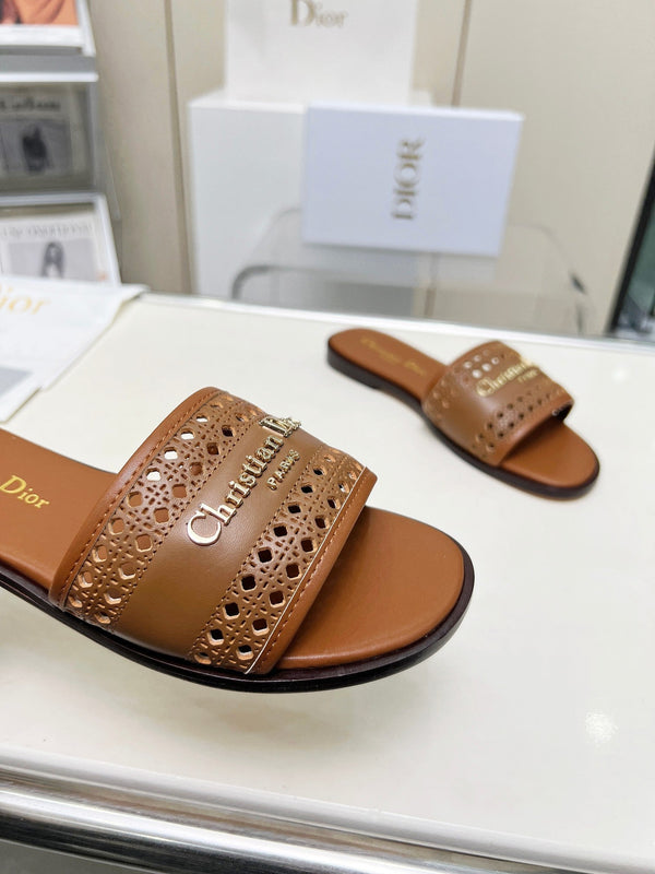 CD 25 D-Lane Slide Calfskin