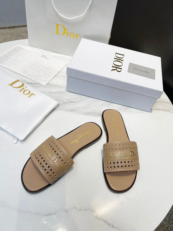 CD 25 D-Lane Slide Calfskin