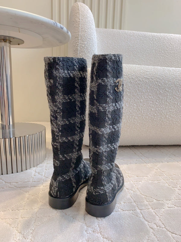 Stivali alti CC in misto tweed nero e lana riccia 145500