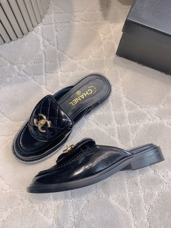 CC Mule In Black Glossy Cowhide 145660