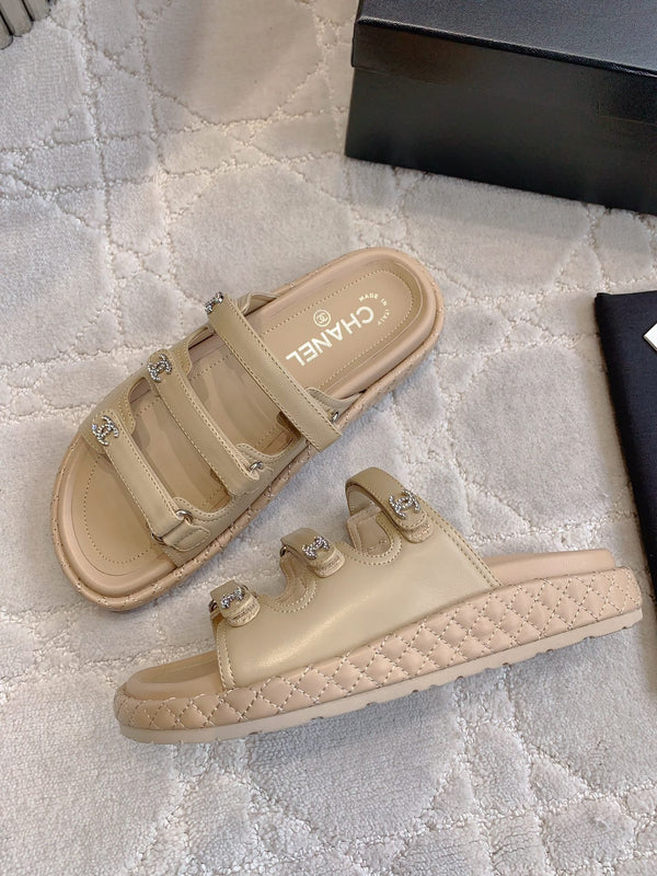 Ciabatte CC in pelle di agnello beige 145355