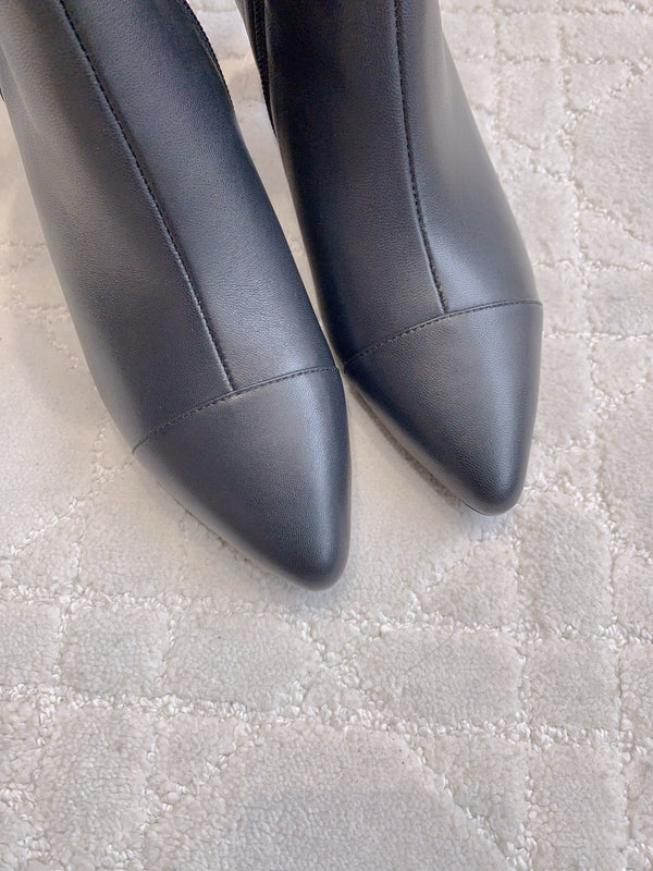 CC 25 Chunky High-heeled Ankle Boots Black Gold Calfskin 516660