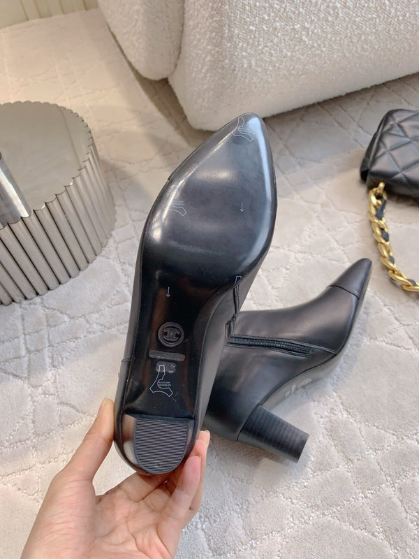 CC 25 Chunky High-heeled Ankle Boots Black Gold Calfskin 516660