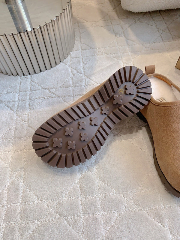 UGG Tazz Slippers Brown Wool Suede Fleece Lining 516913