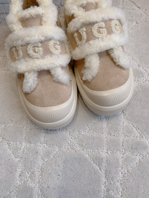 UGG Tazz Slipper Loafers  Beige  Suede and Fleece 516905