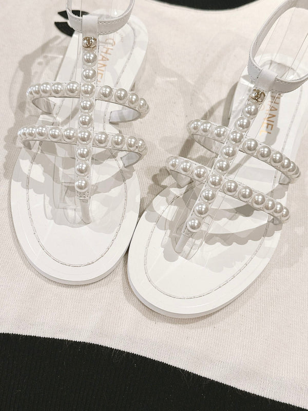 CC SANDALS PEARL ROMAN IN WHITE LAMBSKIN