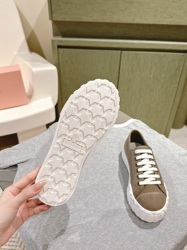 Miu Sneakers Verde Oliva Tela 445547