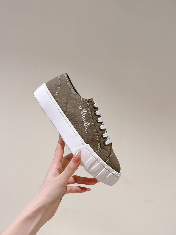 Miu Sneakers Verde Oliva Tela 445547