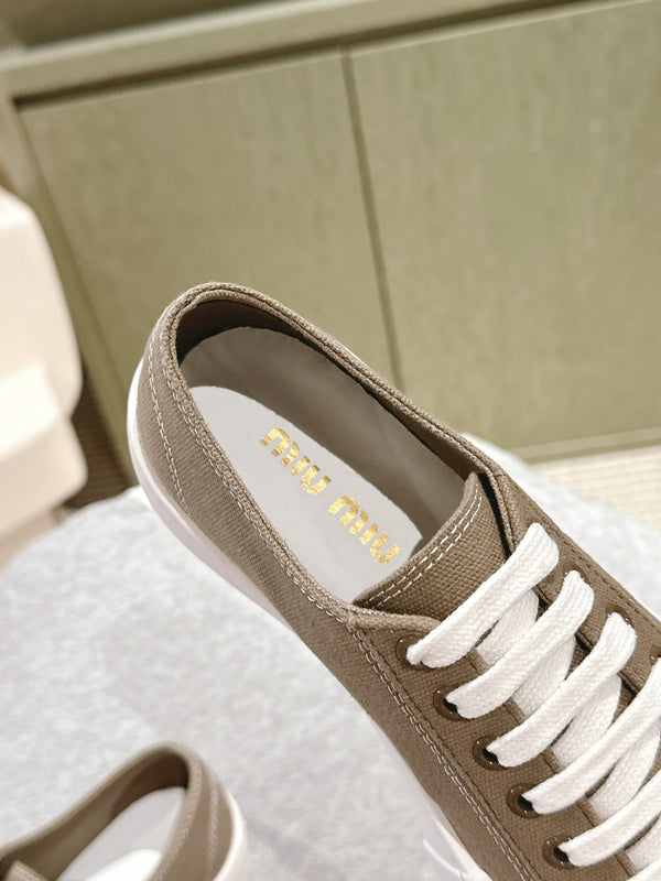 Miu Sneakers Verde Oliva Tela 445547