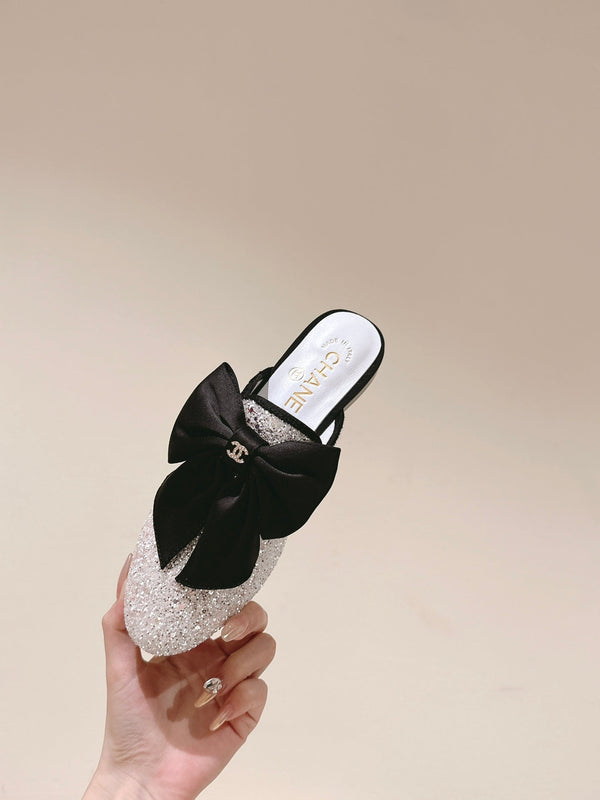CC JEWELED MULE WITH SILK BLACK BOW IN WHITE LAMBSKIN