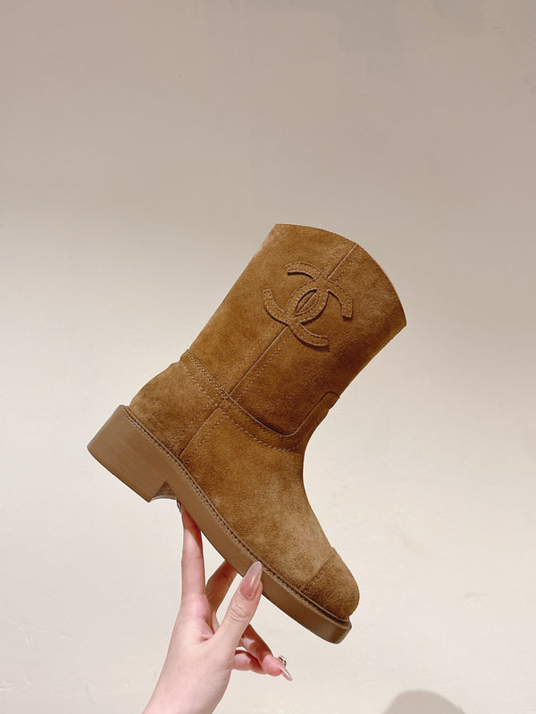CC SHORT BOOTS PEANUT BROWN SUEDE CALFSKIN