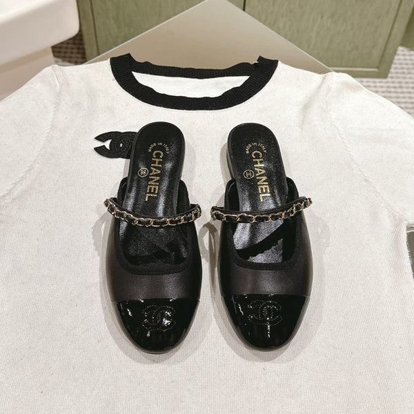 cc mule catena in pelle vitello nero vitello verniciato