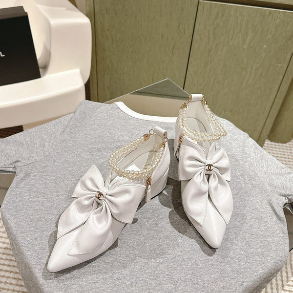 CC 24A Pearl Bow Slingbacks 65mm White Sheepskin 447467