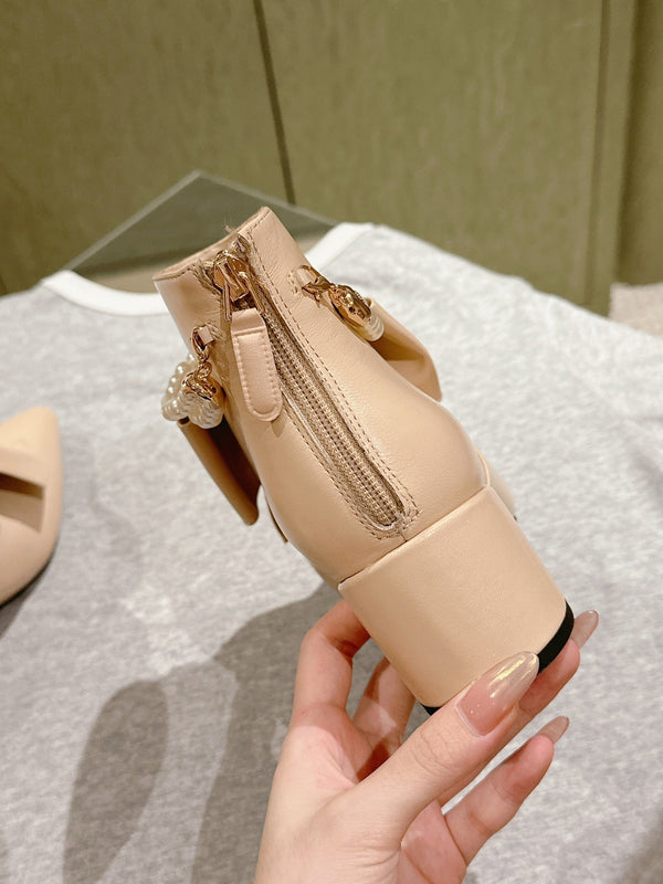 CC 24A Pearl Bow Ankle Boots 65mm Beige Sheepskin 447469