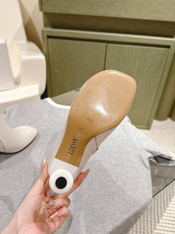 Loewe Round-Toed Boots 85mm White Mixed Sheepskin 448452