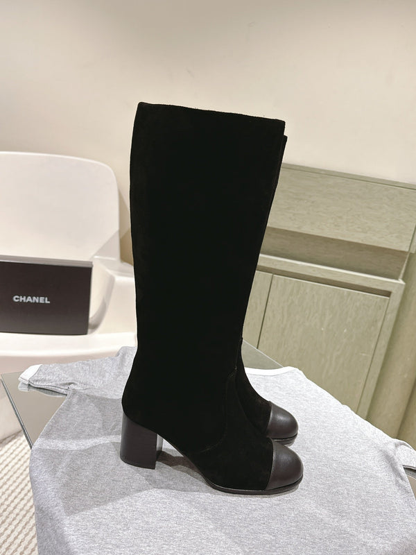 CC 24 FW Knee-High Boots 70mm Black Suede & Cowhide 447187