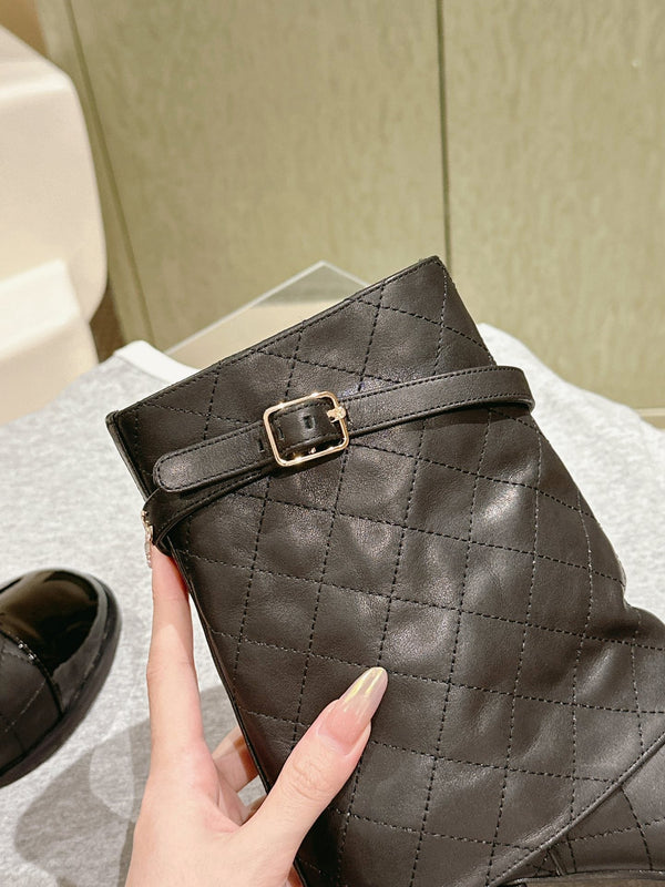 CC 24ss Fold-Over Low Boots 40mm Black Quilted Sheepskin 447478