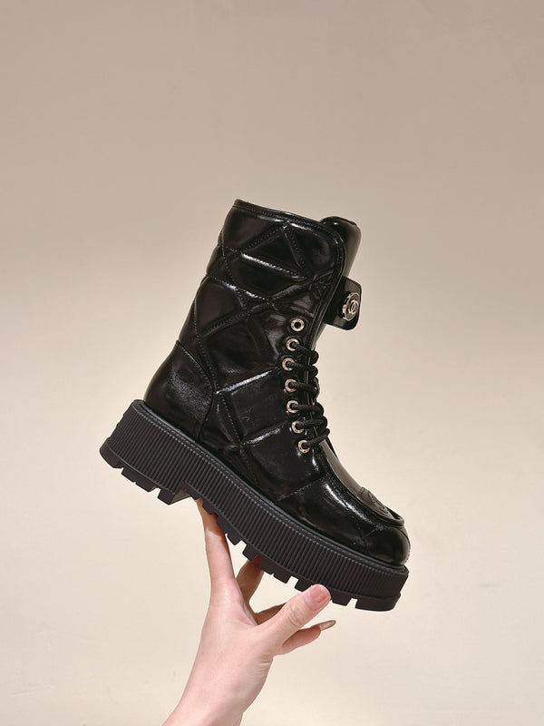 MARTIN BOOTS IN BLACK EMBROIDERED CALFSKIN
