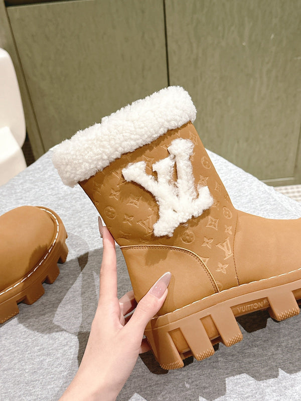 STIVALETTI IN VITELLO GOFFRATO BRONZO E SHEARLING BIANCO