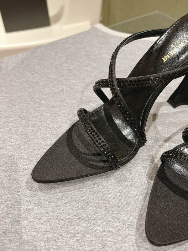 MULE TACCO ALTO 10 CM IN RASO NERO CON STRASS