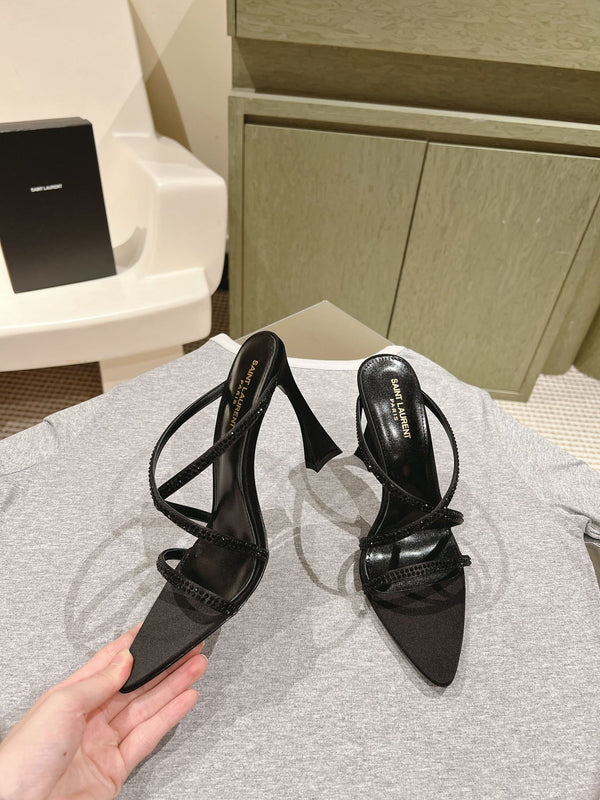 MULE TACCO ALTO 10 CM IN RASO NERO CON STRASS